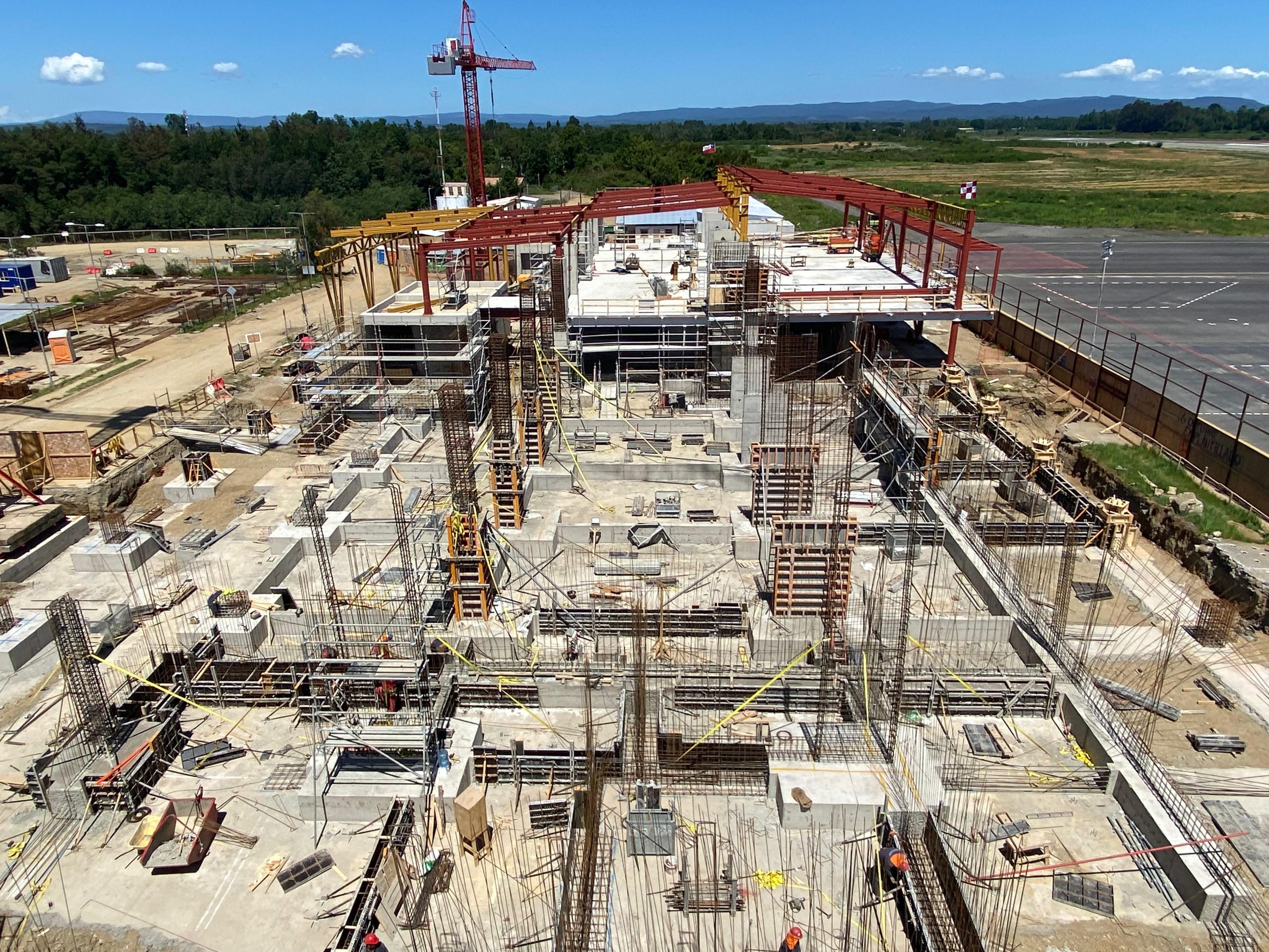 Avanza modernización de Aeródromo Pichoy de Los Ríos...<span class="font-thin text-xs"> [Leer más]</span>