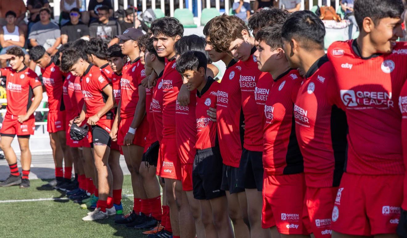 Antapacay fue recibido por el alcalde Sacha Razmilic tras su histórico título del Norte Grande de Chile