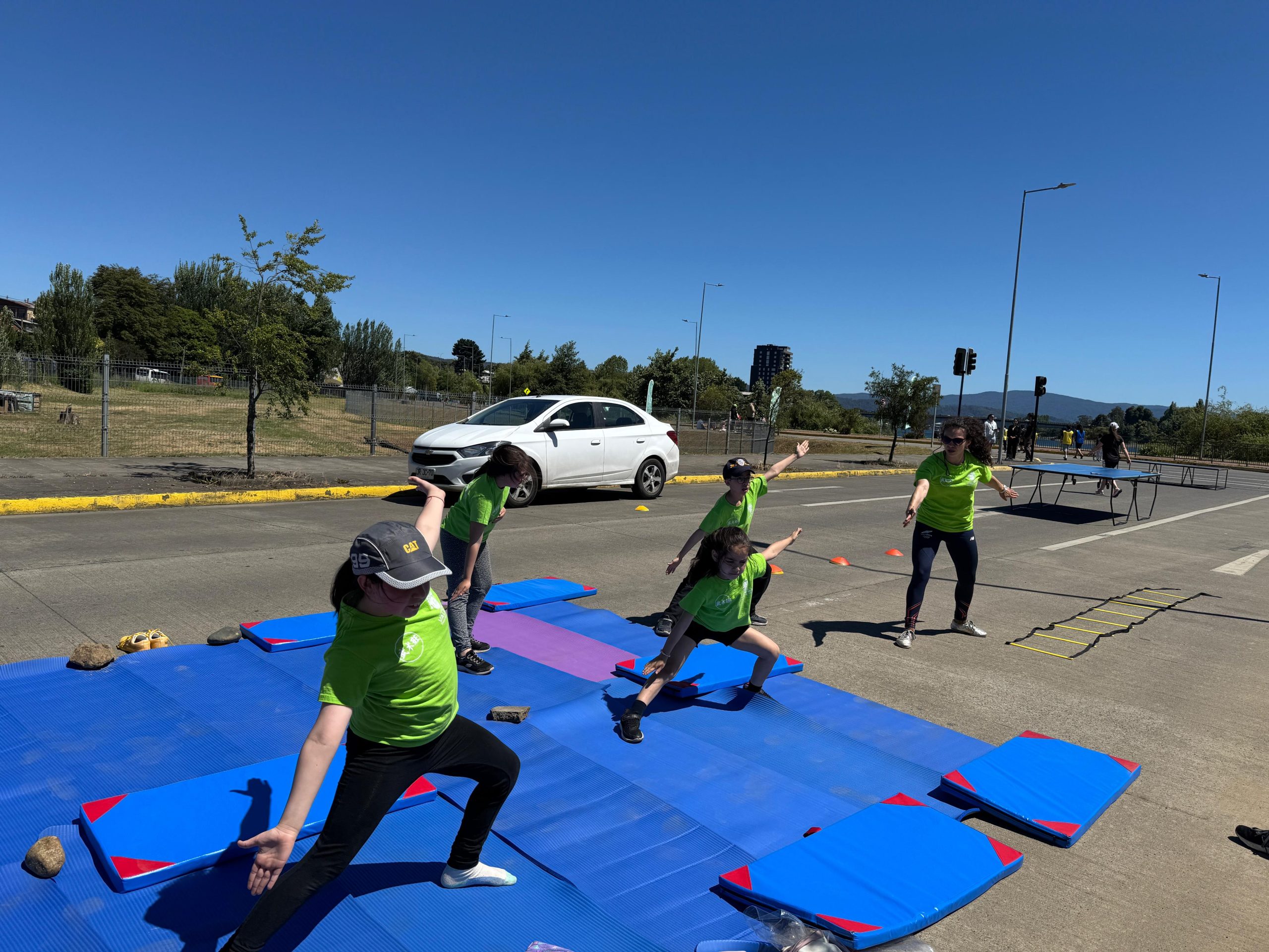 Cerca de 200 niños y adolescentes participaron de...<span class="font-thin text-xs"> [Leer más]</span>