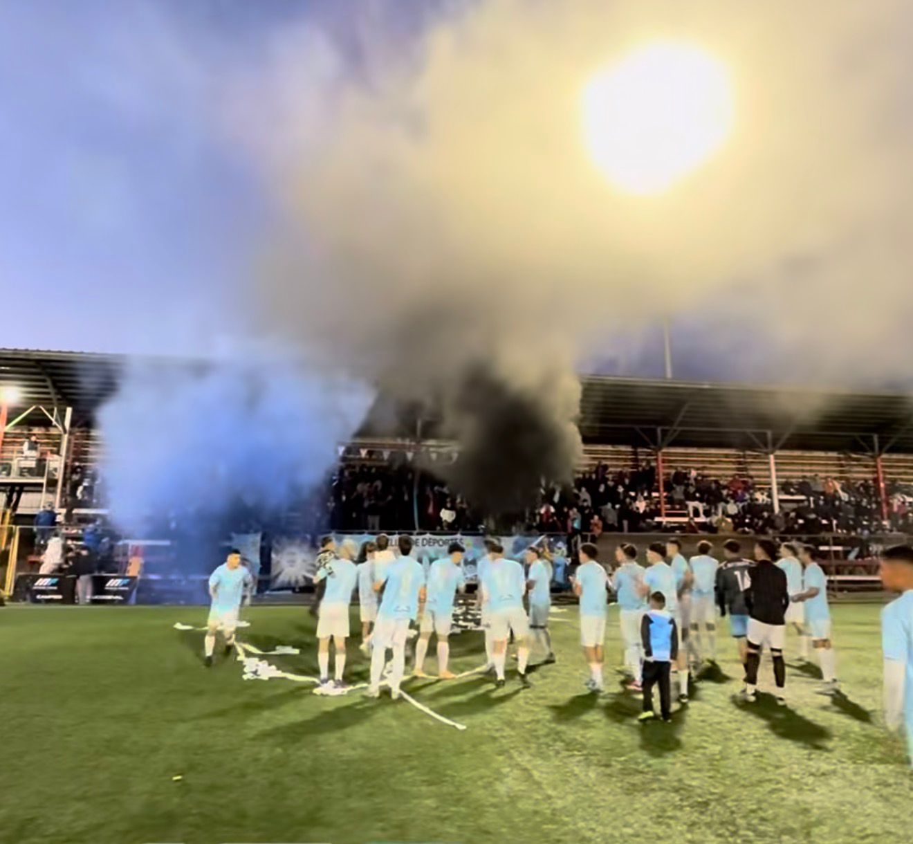 El fútbol de barrio en Valdivia: Pasión que...<span class="font-thin text-xs"> [Leer más]</span>