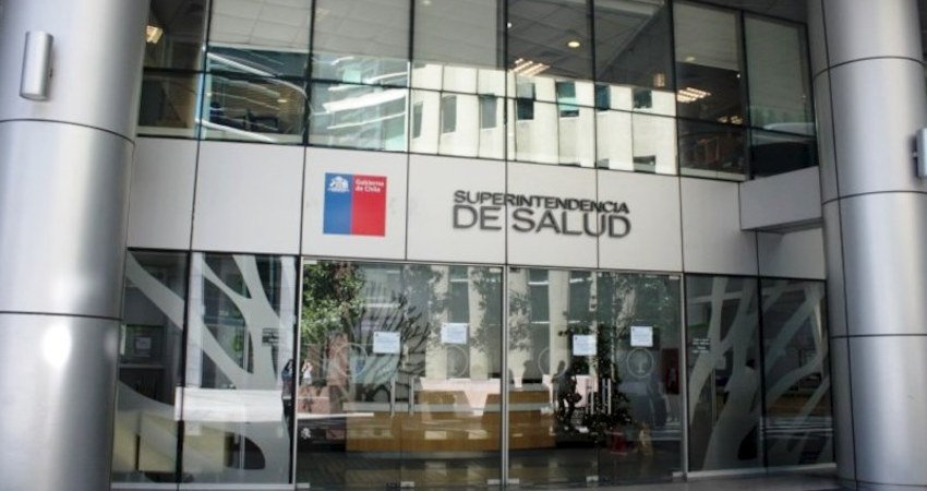 Aprueban legislar para fortalecer la Superintendencia de Salud