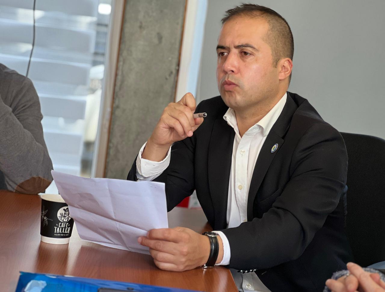 Consejero Felipe López: “Ante el alza de la leña, el Gobierno debe generar un instrumento económico que vaya en ayuda de las familias de nuestra región”