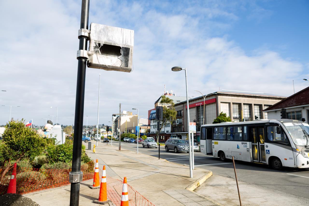 Nuevos paneles de información mejorarán el acceso al transporte público en Puerto Montt