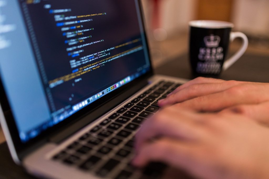 Comisión estudia proyecto sobre asignación de direcciones IP fijas