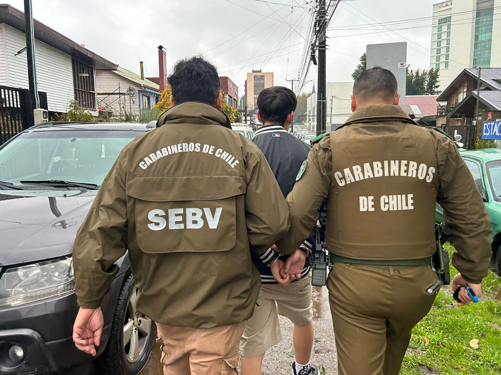 Valdivia: Detenido por microtráfico es enviado a prisión...<span class="font-thin text-xs"> [Leer más]</span>