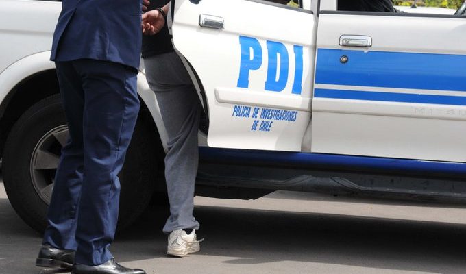 PDI detuvo a dos hombres por porte de cannabis en Los Lagos: Intentaron evadir acción de la PDI