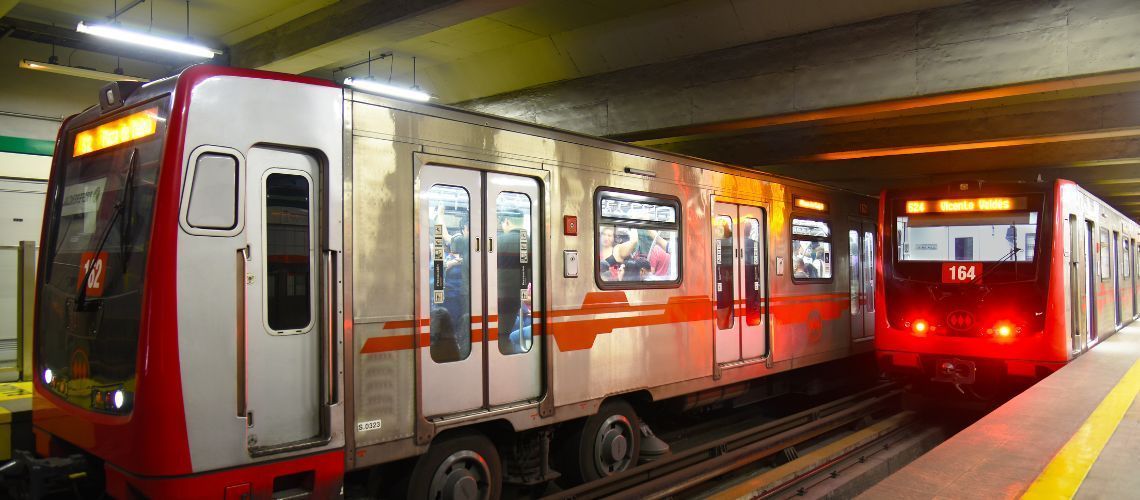 Personas transportadas por Metro de Santiago alcanzaron un total de 60,8 millones en abril de 2026