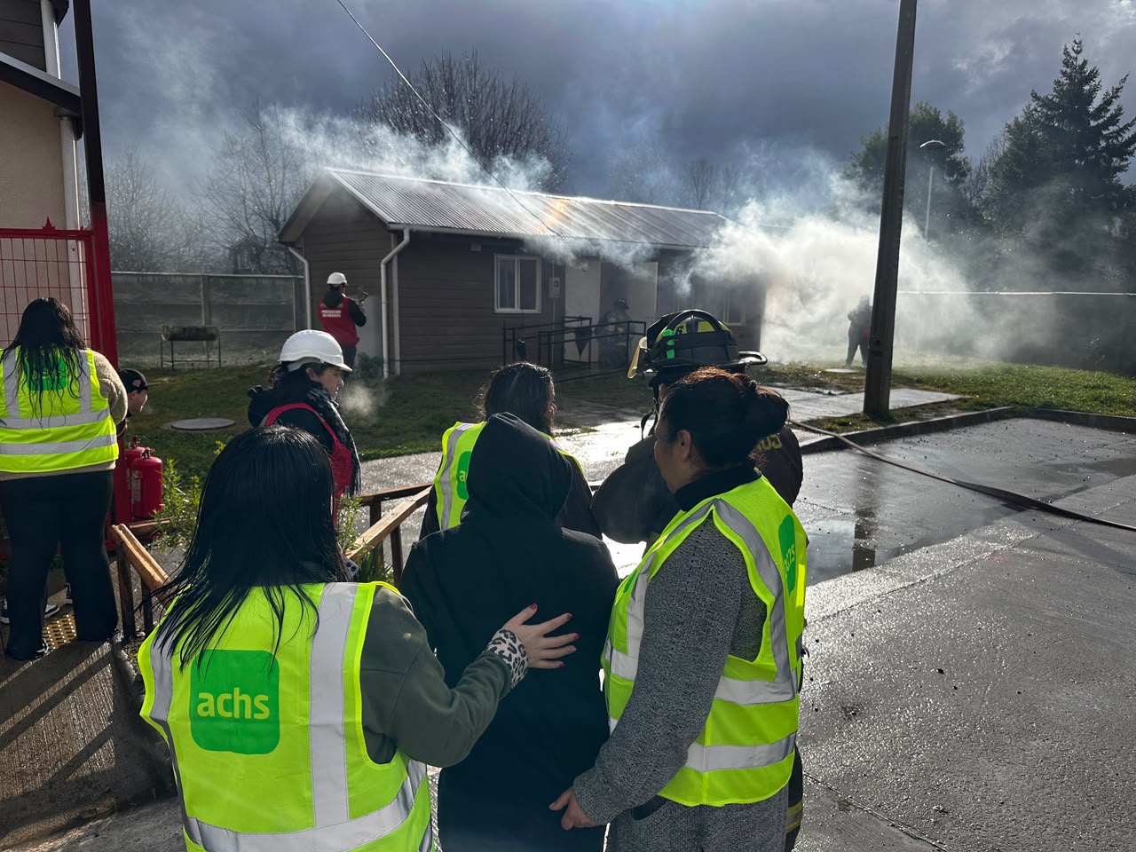 Valdivia: Cerca de 60 personas participaron en simulacro de incendio estructural en Altos de Paillao