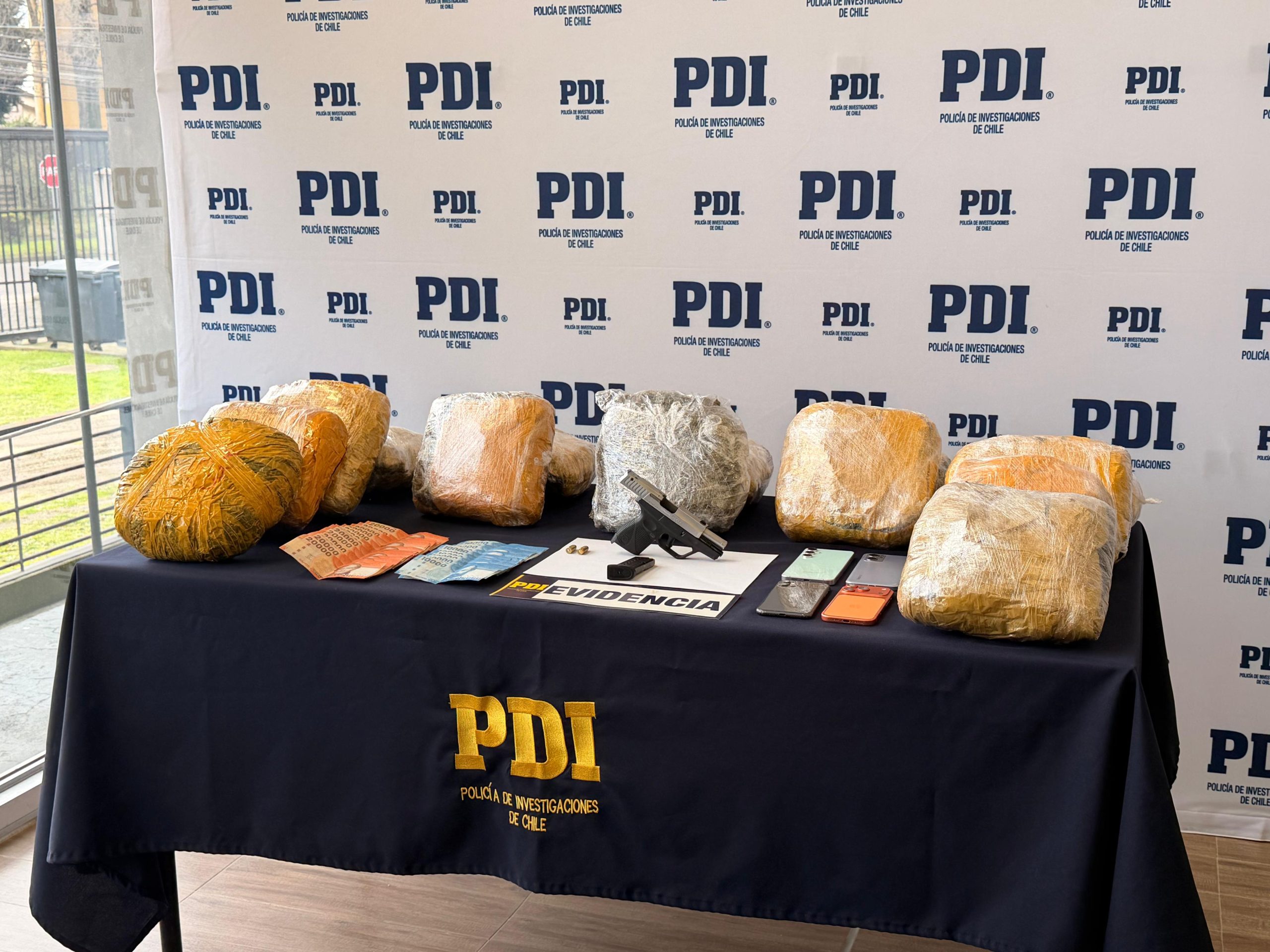 PDI desarticula organización criminal dedicada al tráfico de drogas en Los Ríos y detiene a tres personas, una de ellas vinculada a un homicidio