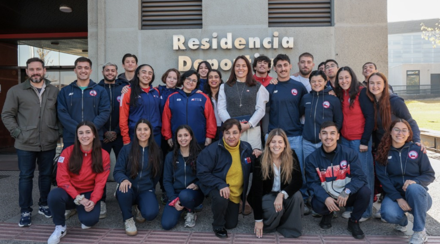 Ministra Duco inauguró ronda de reuniones con grupos de deportistas destacados del mes