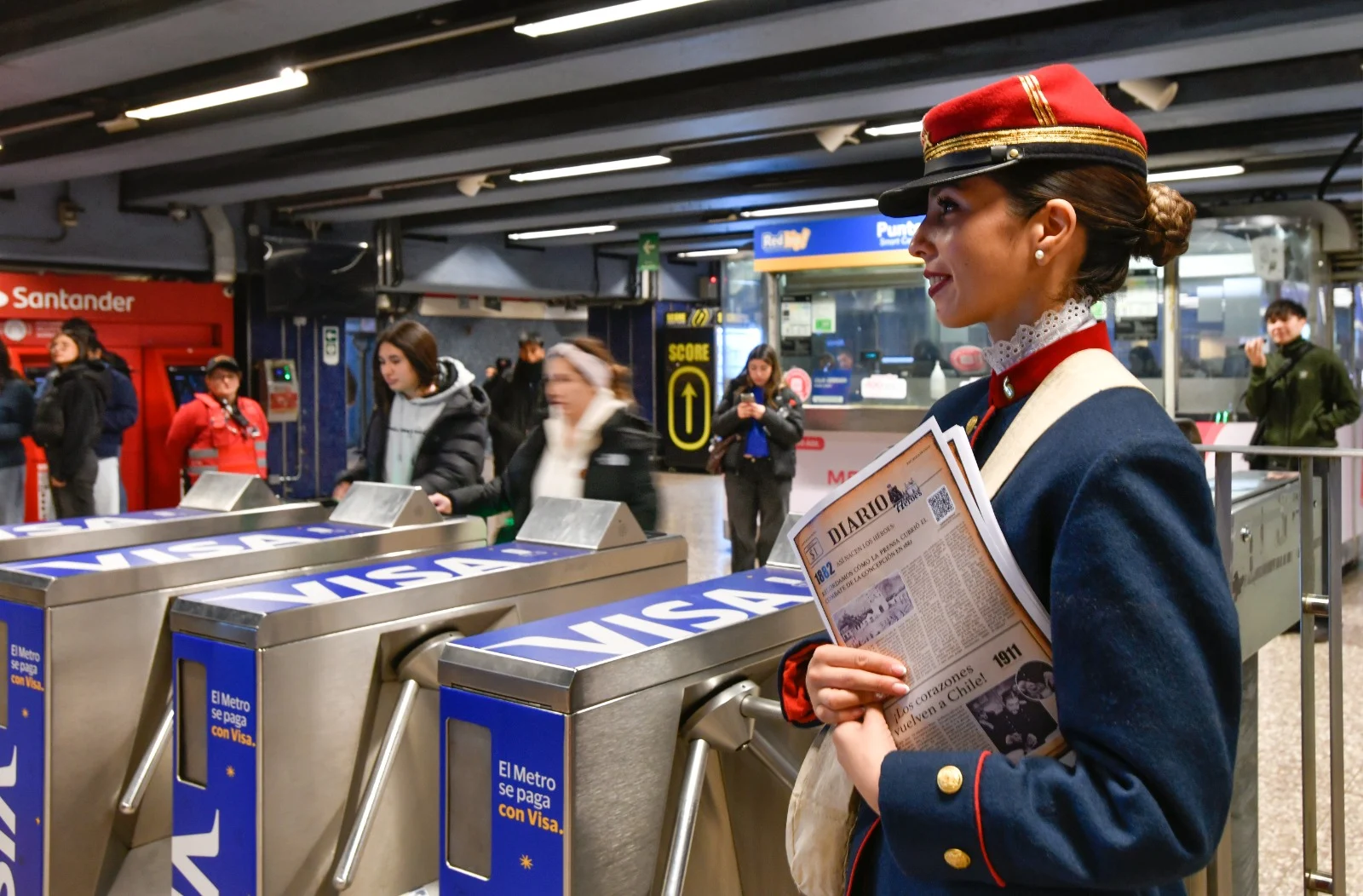 Ejército y Metro de Santiago realizaron intervención histórica en estación Los Héroes para conmemorar la gesta de La Concepción