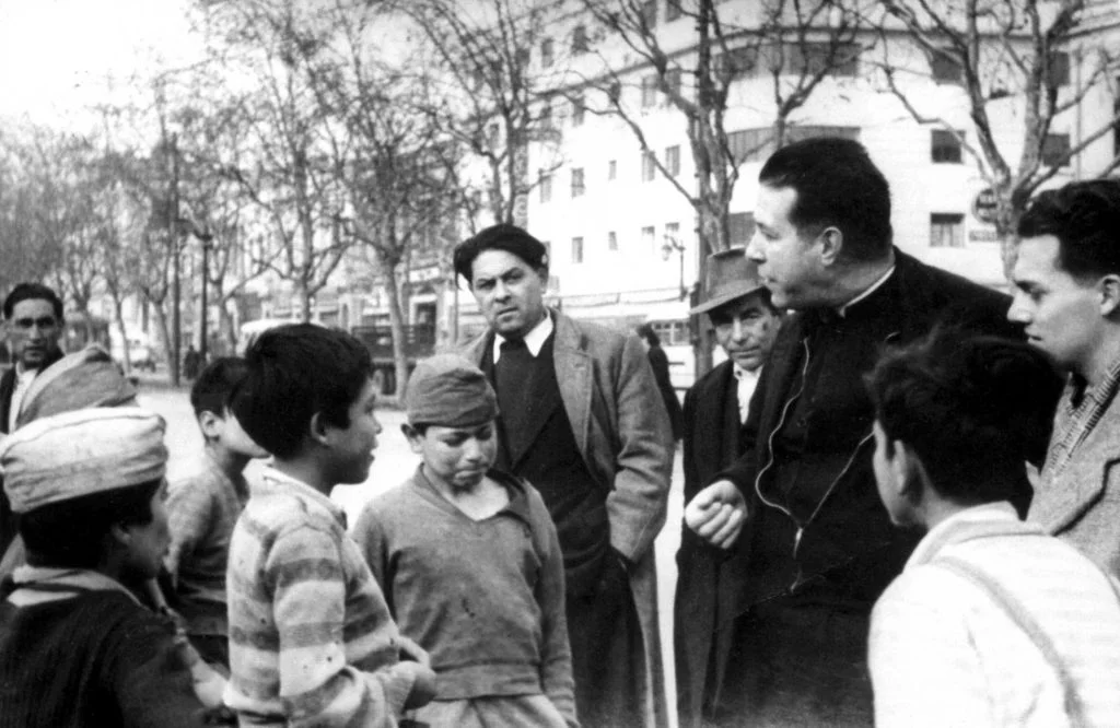San Alberto Hurtado: El santo que hizo de los pobres el centro de su vida
