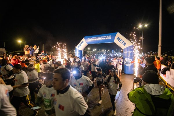 Gran convocatoria marcó la Corrida Nocturna de Magallanes