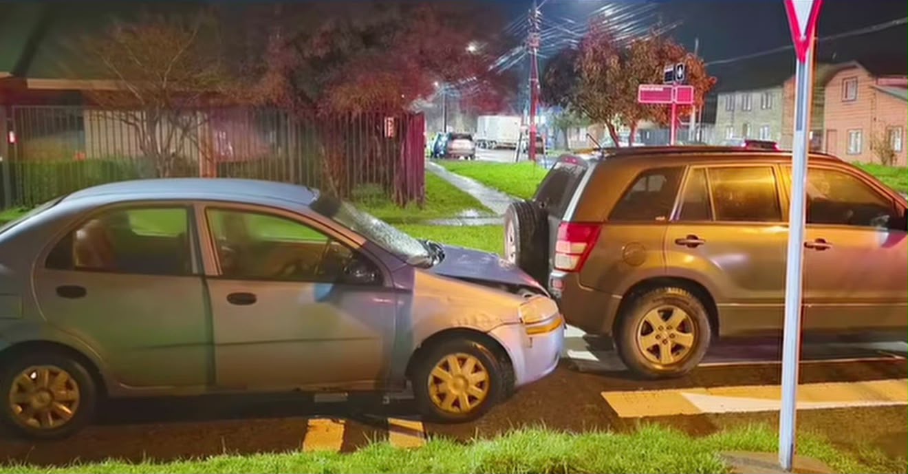 Conductor ebrio fue formalizado tras provocar choque múltiple e intentar huir en Río Bueno