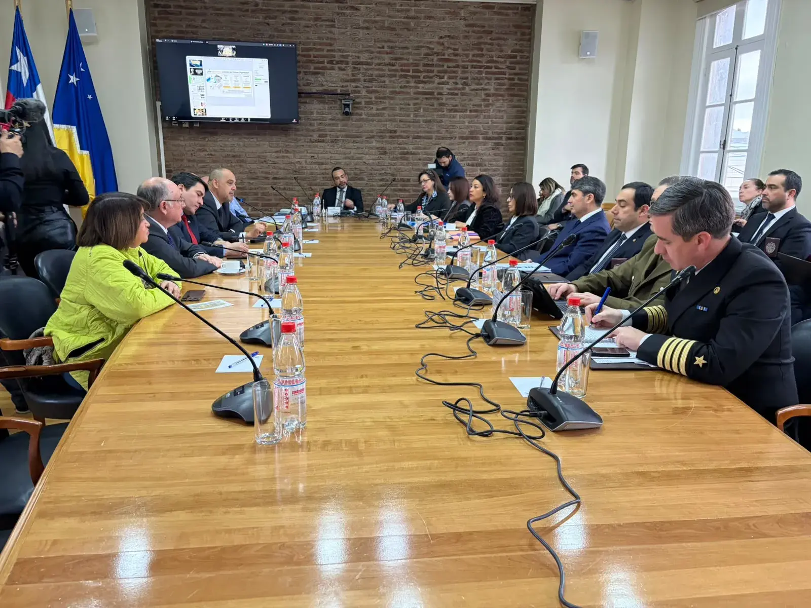 Comisión de Seguridad sesionó en Punta Arenas para analizar desafíos y riesgos en la zona austral