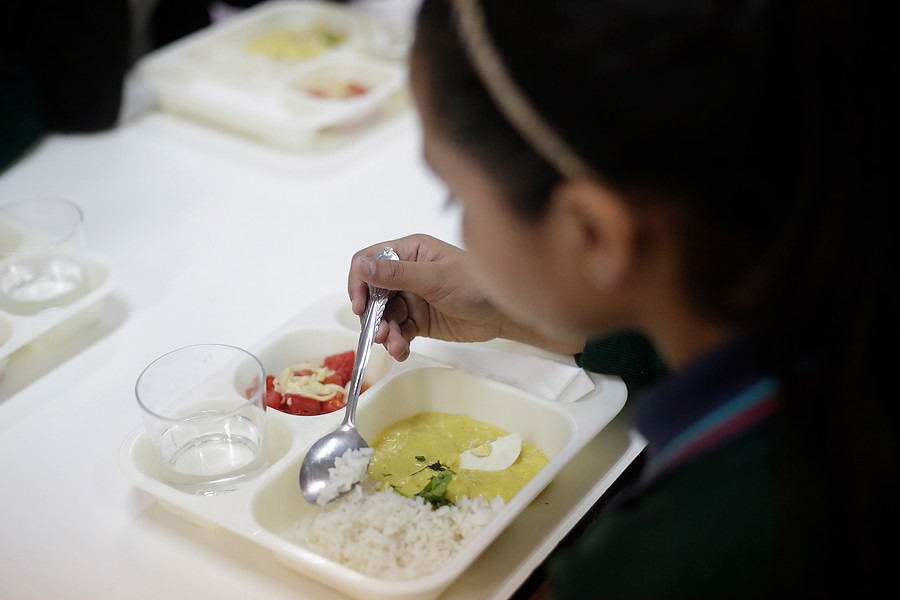 Junaeb expuso por presuntas irregularidades en alimentación escolar