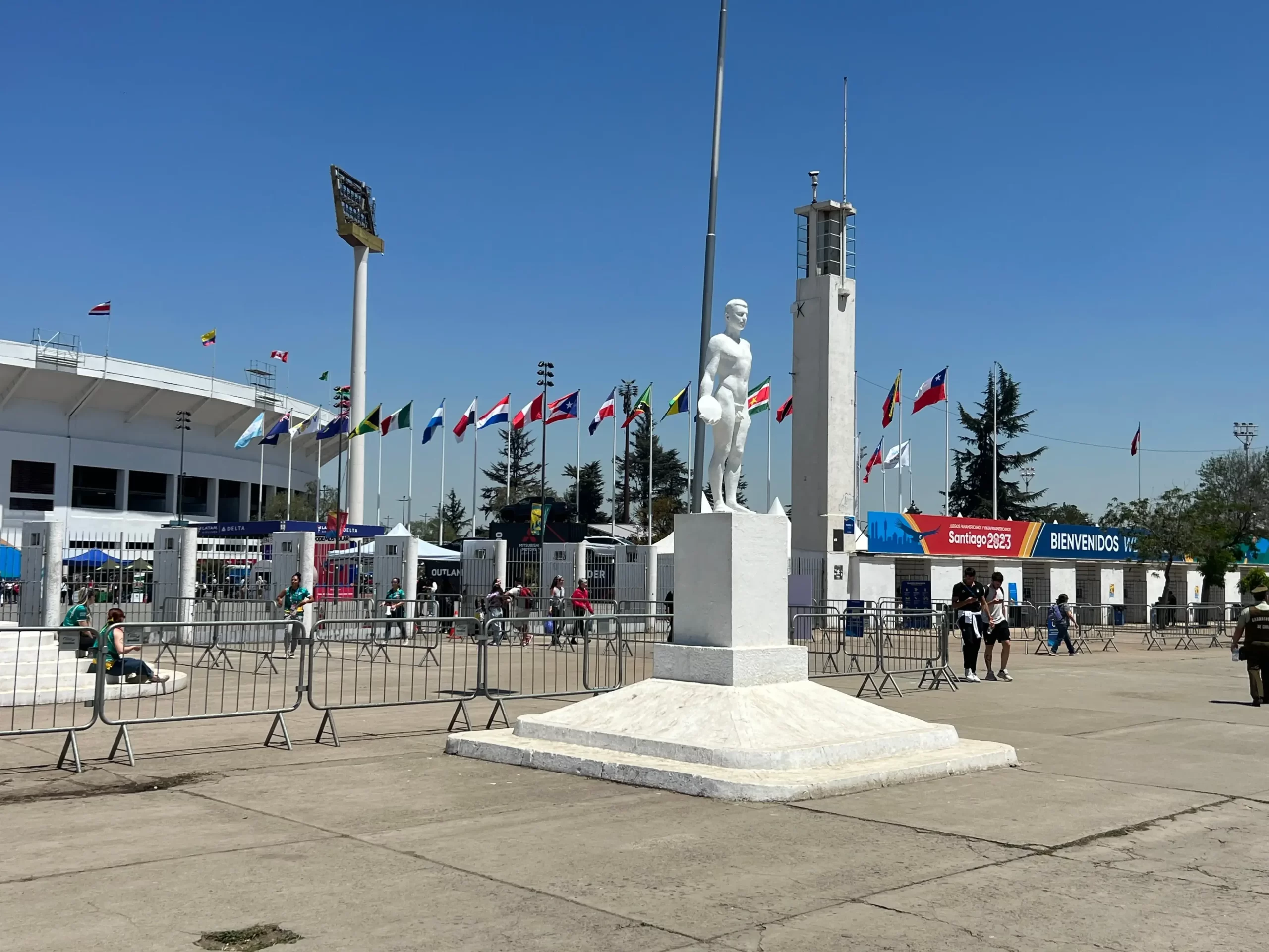 Llega al Senado moción que obliga a los organizadores de eventos deportivos a pagar por la recuperación del espacio público