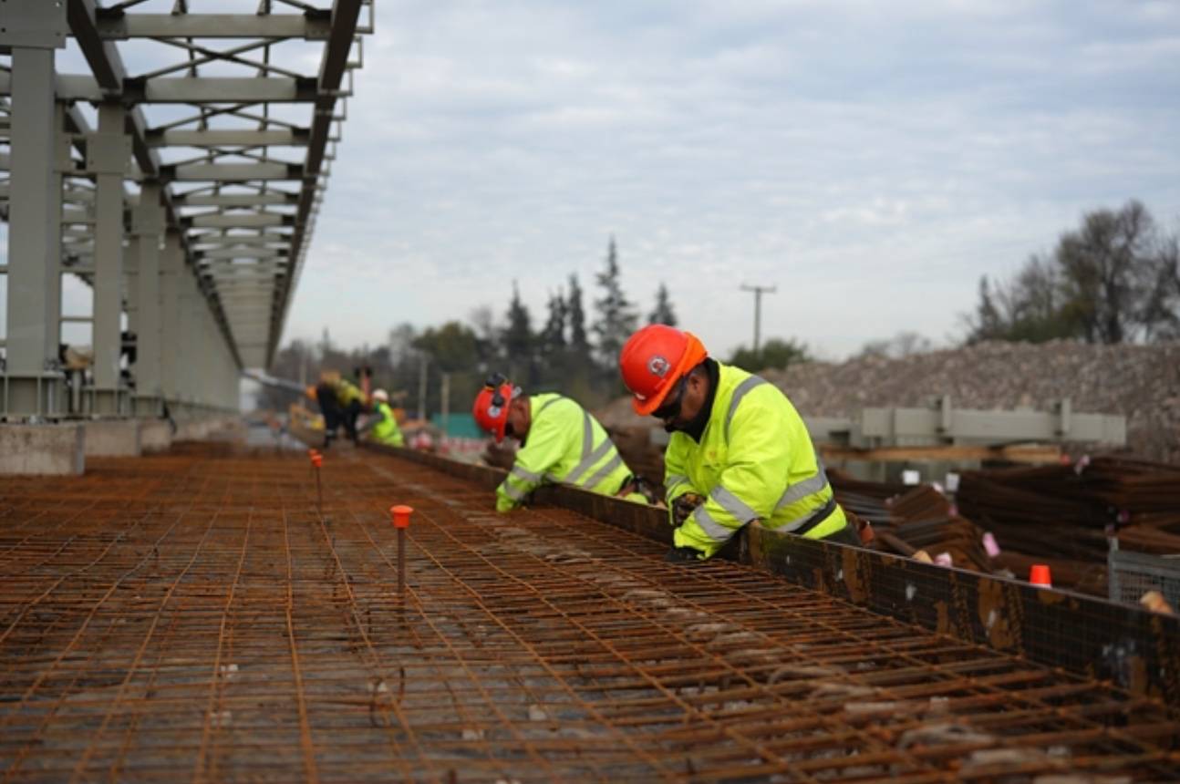 Tren Melipilla alcanza 30% de avance y beneficiará a 57 millones de pasajeros al año